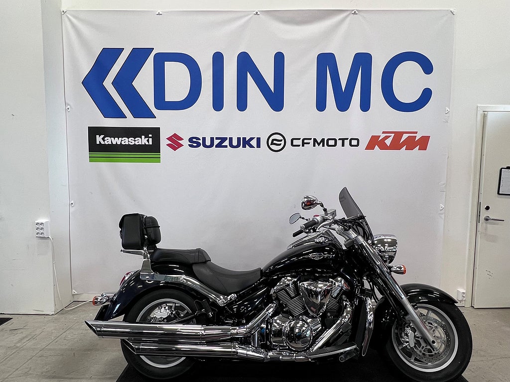 Suzuki VLR1800 "Superfin"