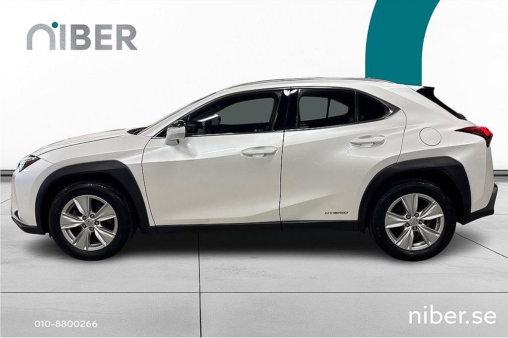 Lexus UX UX250H CVT 178HK, 3 brukare