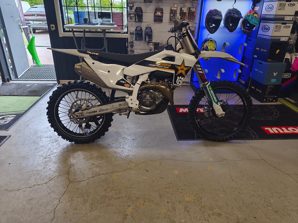 Husqvarna FC 450  Rockstar Factory Edition 