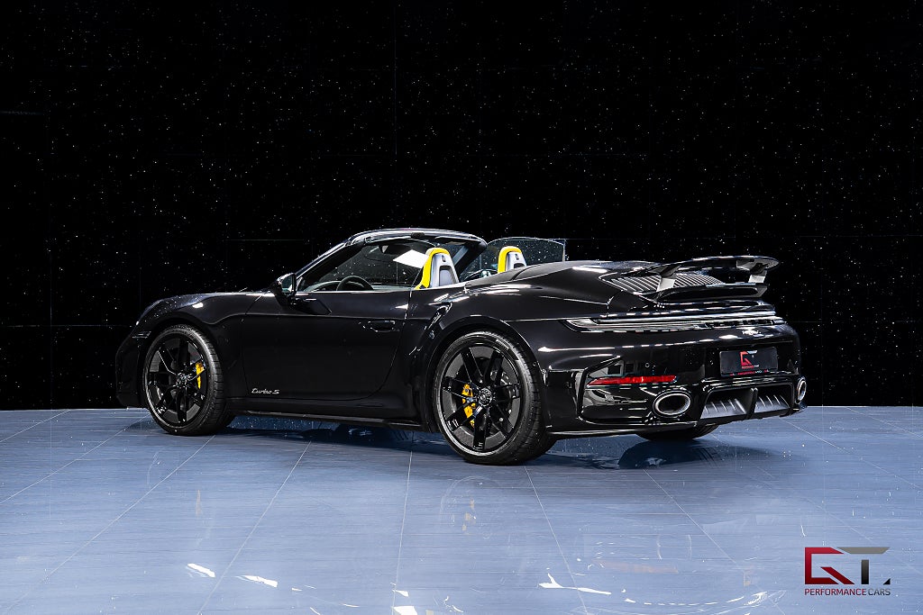 Porsche 911 992.2 Turbo S Cab MOMS Carbon Rims Lift ACC