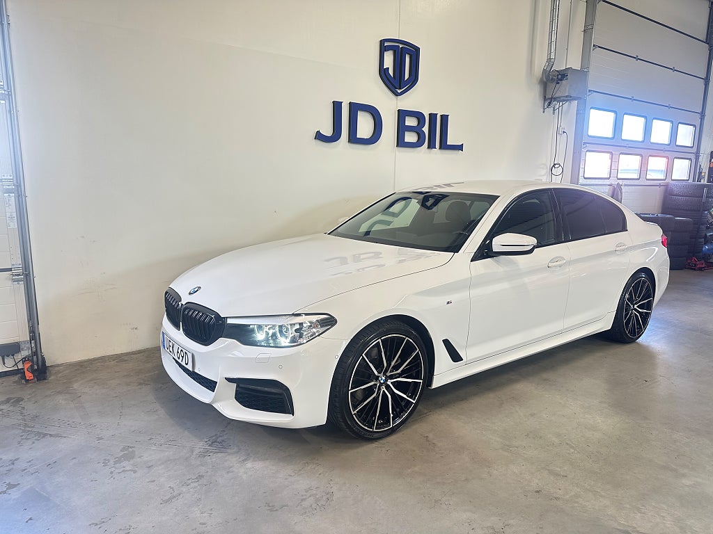 BMW 520d xDrive Sedan Steptronic M Sport Drag Kamera Navi 190hk