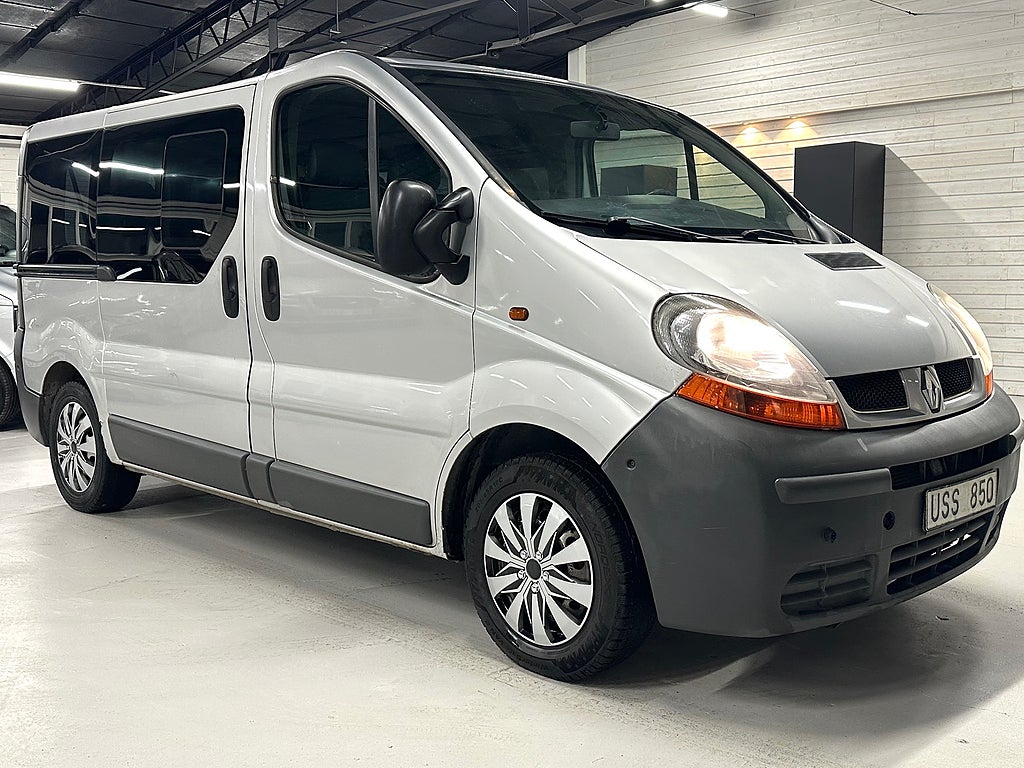 Renault Trafic Kombi 2.9t 2.0 Drag, 9-sits, 120hk - 592kr/mån