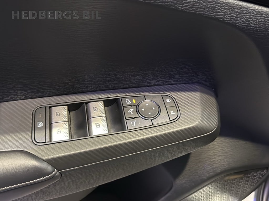Mitsubishi Outlander  INST PHEV 2 TONE ( DEMOBIL) thumbnail