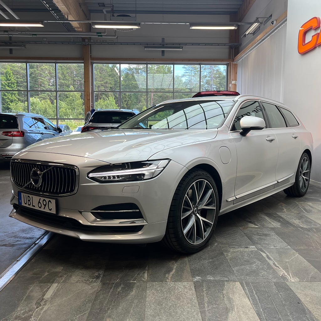 Volvo V90 4,99% Recharge T8 AWD Inscription Orrefors Apple Värmar