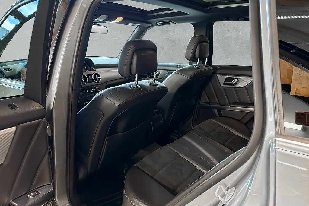 Mercedes-Benz GLK 220 CDI 4MATIC 7G-Tronic Plus AMG Panorama Drag 2-Ägare