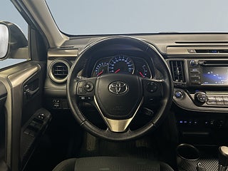 Toyota RAV4 2.0 AWD Multidrive S Dragkrok/Kamera/S&V-Däck/Keyless/ – bild 9