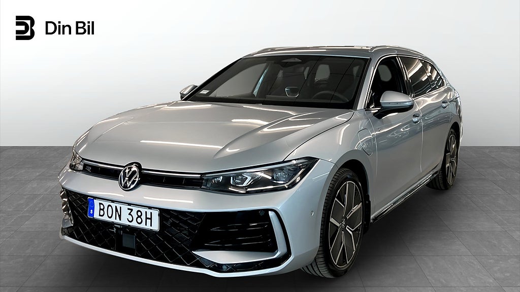 Volkswagen Passat R-LINE 1.5 TSI EHYBRID 272 hk