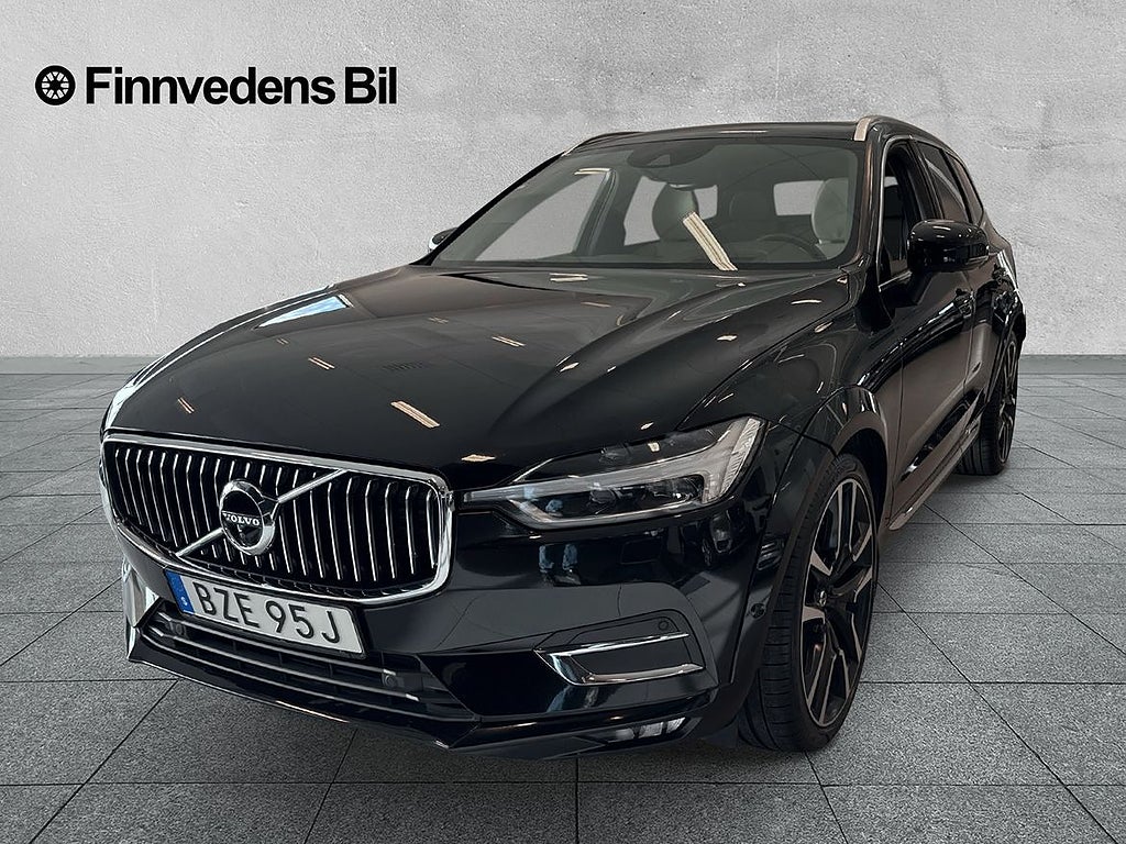 Volvo XC60 B4 AWD Diesel Inscription(Drag,22",360 kamera)