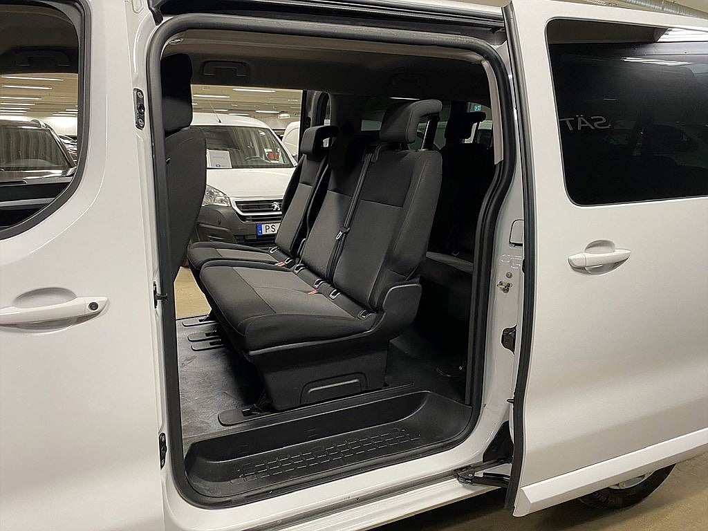 Bild på Citroën e-SpaceTourer 75kWh 136hk Aut - 9-SITS, B-KAMERA