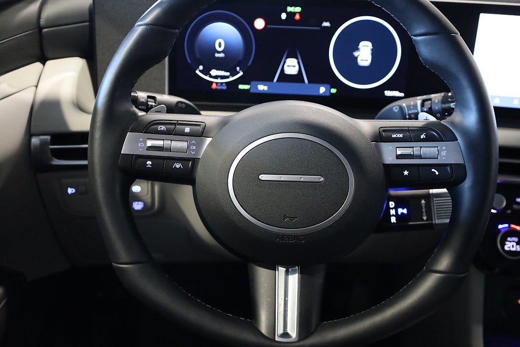 Hyundai Tucson Hybrid 1,6 T-GDi 215hk 4WD DCT Essential 2025