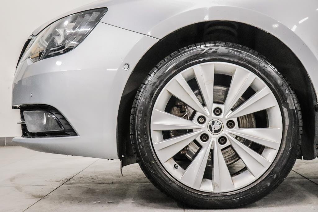 Skoda Superb 2015, bild 4/57