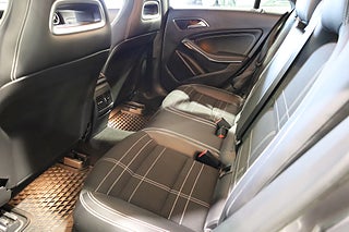 Sportkupé Mercedes-Benz CLA 10 av 20