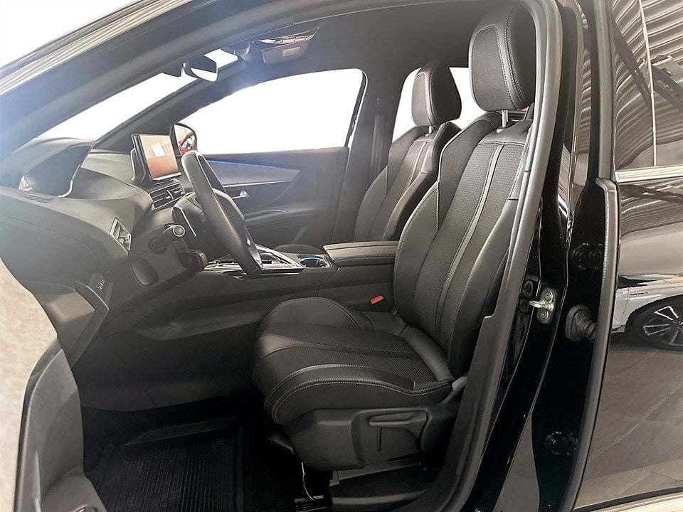 Bild på Peugeot 3008 GT 1.2 PT 130hk Aut - B-KAMERA, CARPLAY
