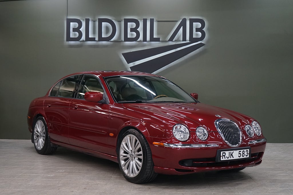 Jaguar S-Type 4.0 V8 NYBES TAKLUCKA LÅGAMILM-VÄRMARE 276HK