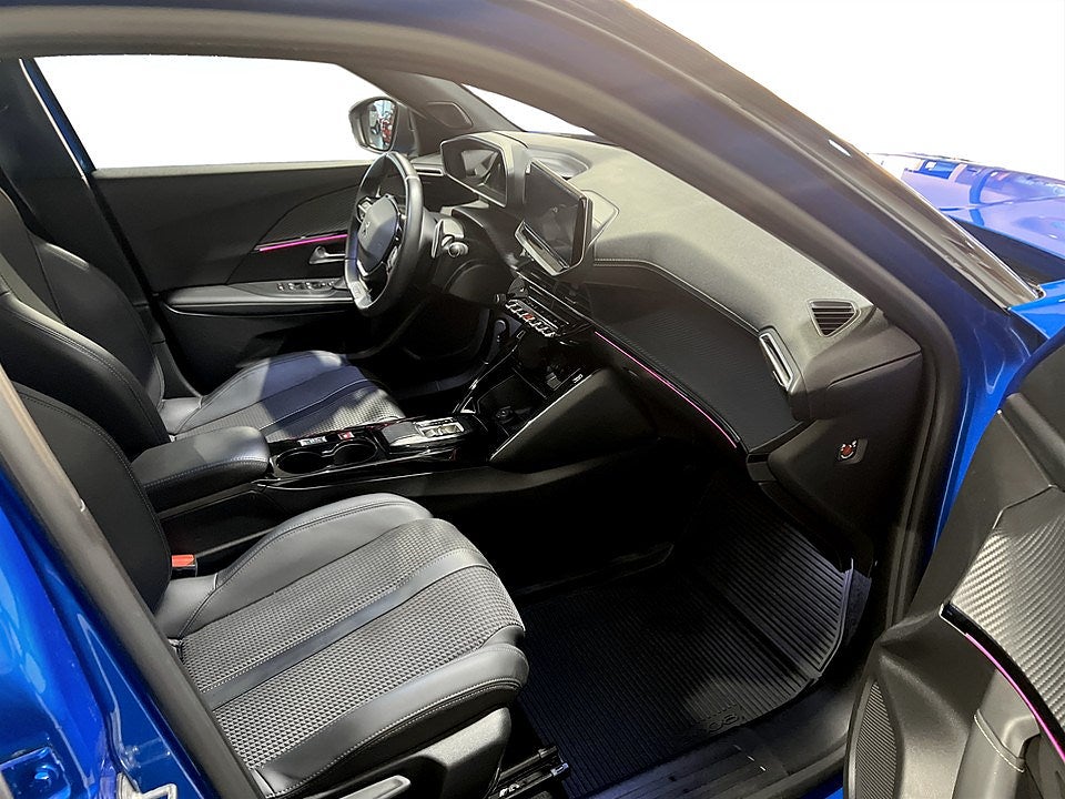 Bild på Peugeot 2008 GT 1.2 PT 130hk Aut - BACKKAMERA, NAV