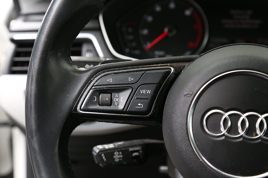 Audi A5 2,0 TFSI MHEV 190hk Sportback Sport Aut Värmare Drag