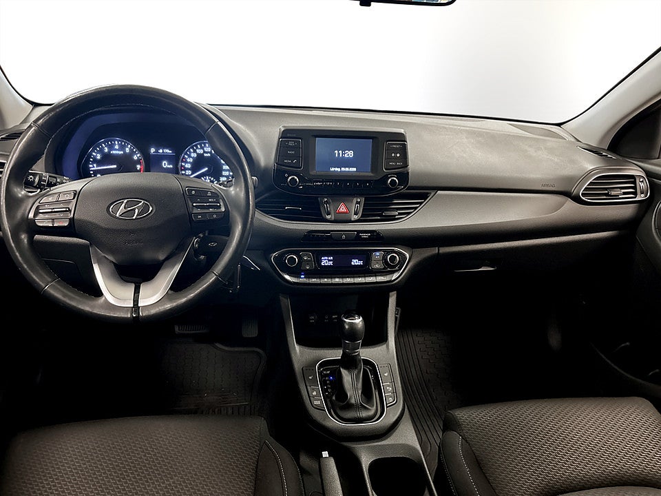Bild på Hyundai i30 Comfort 1.4 T-GDi 140hk Aut RATTVÄRME BACKSENSORER