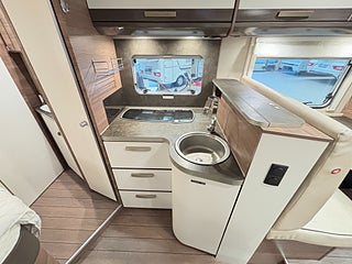 Husbil-halvintegrerad Knaus LIVE TI 650 MF 17 av 24