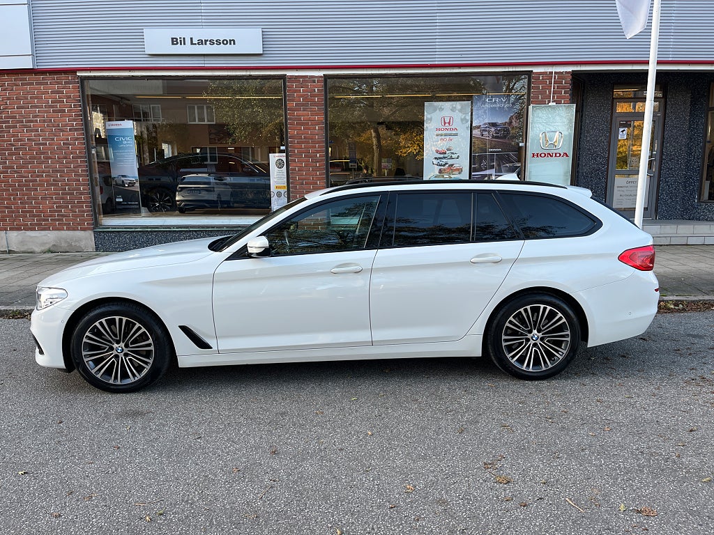 BMW 530 i xDrive Touring Steptronic Sport line 