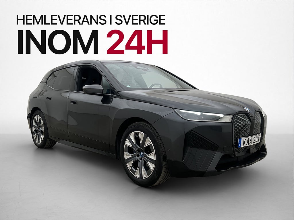 BMW iX xDrive40 326hk Sport H/K Head Up Drag Kamera Skinn