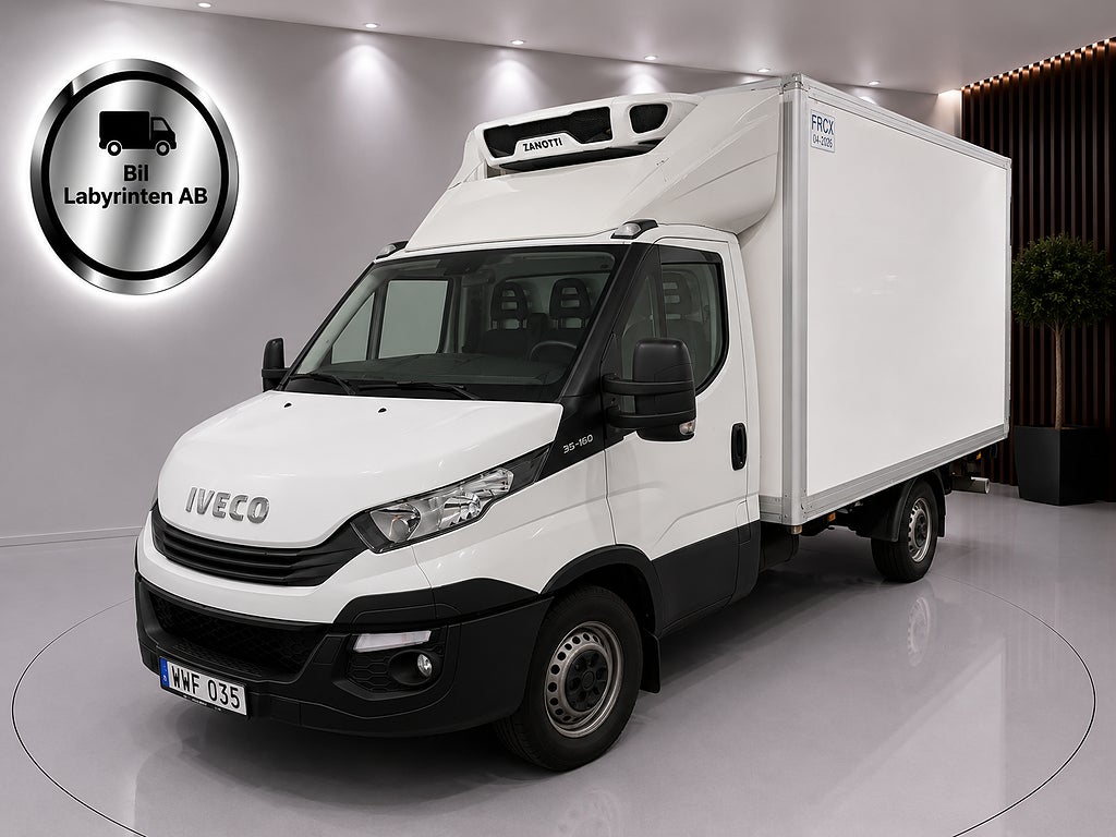 Iveco Daily MOMS /KYLBIL /AUTOMAT /1 ÄGARE /Chassi Cab 2.3 /Euro 6
