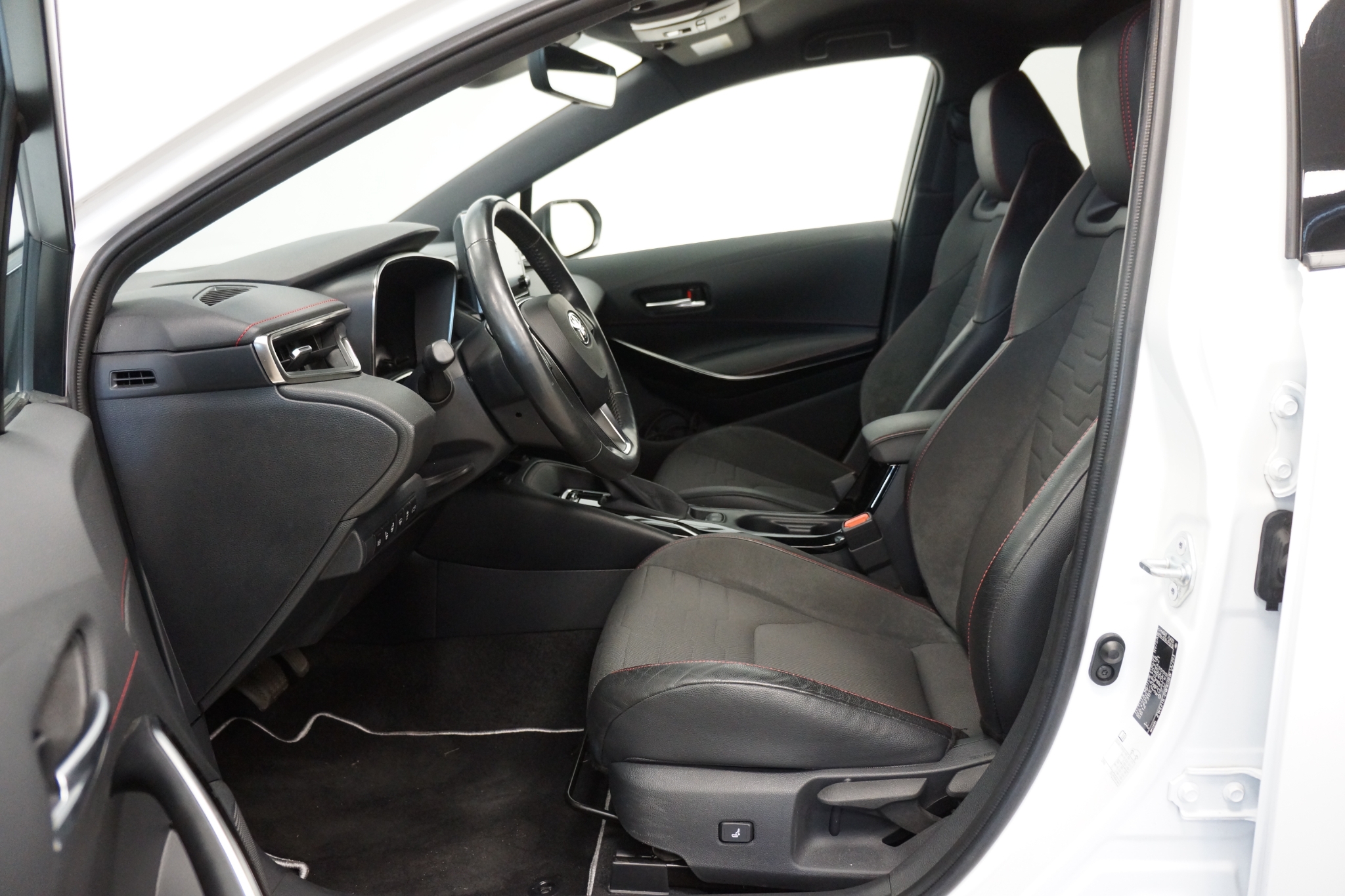 Toyota Corolla 2019, kuva 6/52