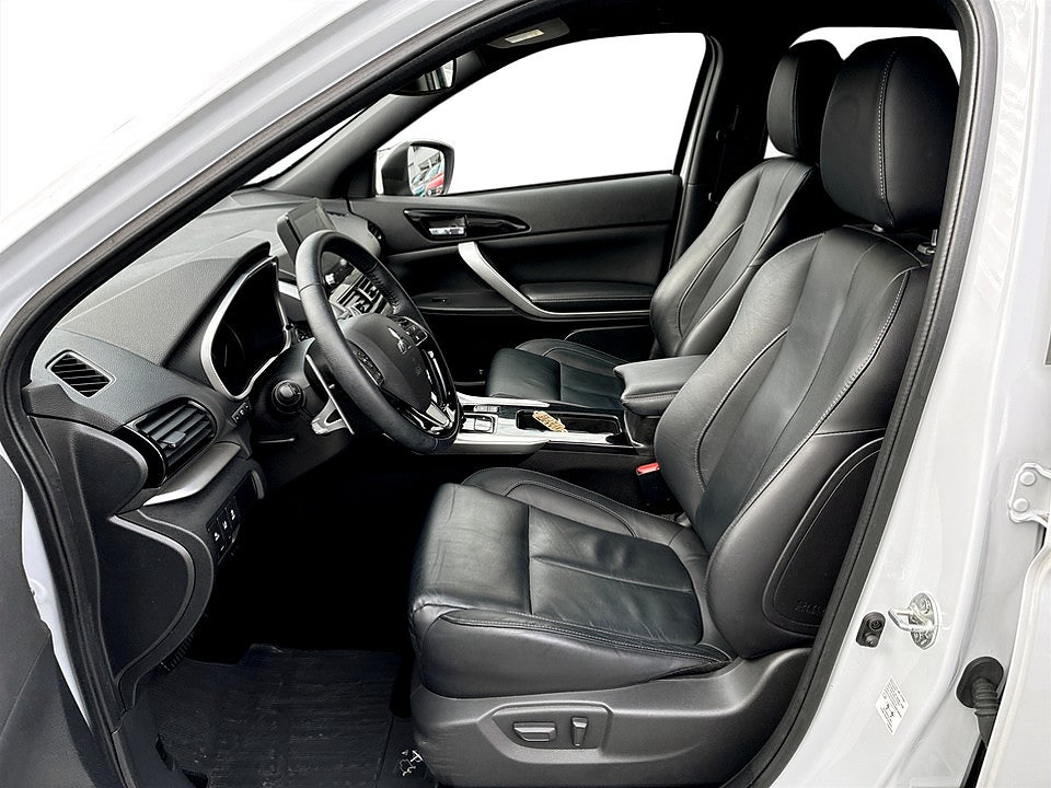 Bild på Mitsubishi Eclipse Cross Business PHEV 2.4 MIVEC S-AWC 188hk Aut 4WD B-KAMERA