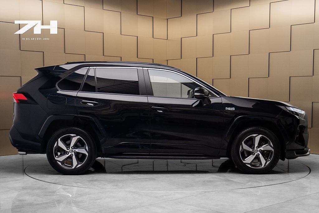Toyota RAV4 Plug-in Hybrid E-CVT X-EDITION / JBL / Backkamera /Drag