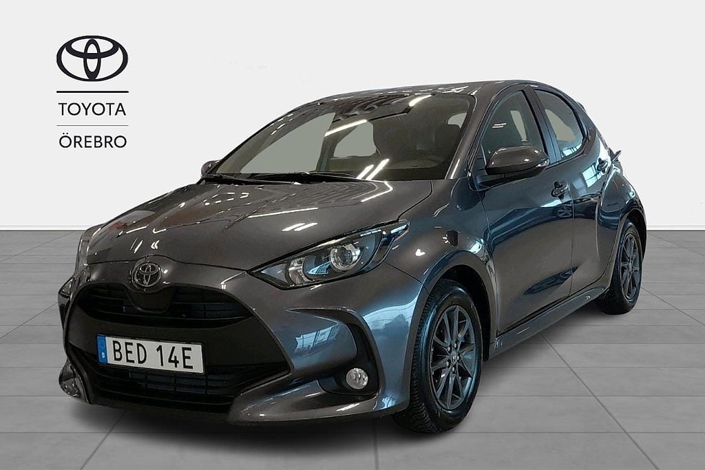 Toyota Yaris Hybrid 115 Active Komfortpaket V-hjul