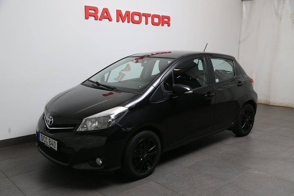 Toyota Yaris 1,33 Dual VVT-i Active 5-dörrar Kamera Motorvärmare