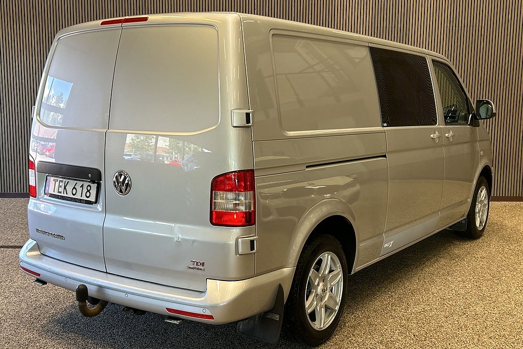 Volkswagen Transporter Kombi T30 2.0 TDI BMT 4Motion