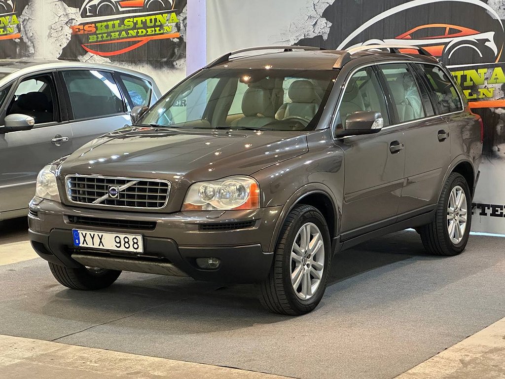 Volvo XC90 2.5T AWD AUTOMAT SUMMUM 7-SITS 210HK  NY BESIKTAD NY SERVAD