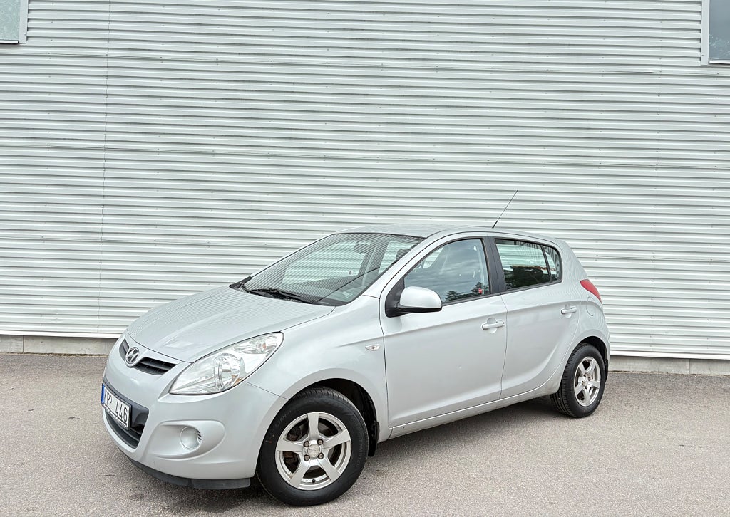 Hyundai i20 5-dörrar 1.2 Select / P-Sensor / Ny Bes / Ny Servad