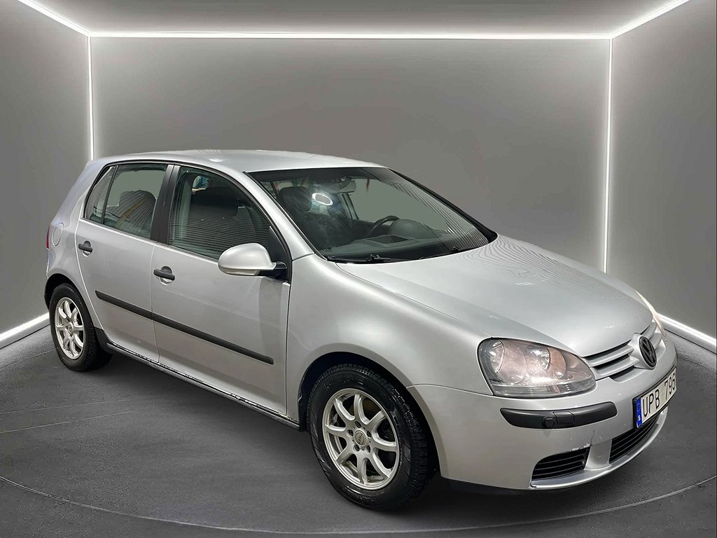 Volkswagen Golf 1.6 FSI Euro 4/ Nybesiktad/ Nyservad