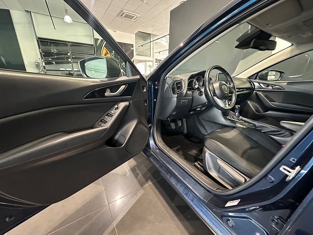 Mazda 3 Sport 2.0 SKYACTIV-G Vision - bild 7
