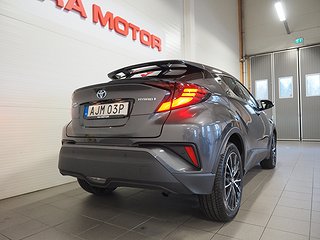 SUV Toyota C-HR 5 av 19