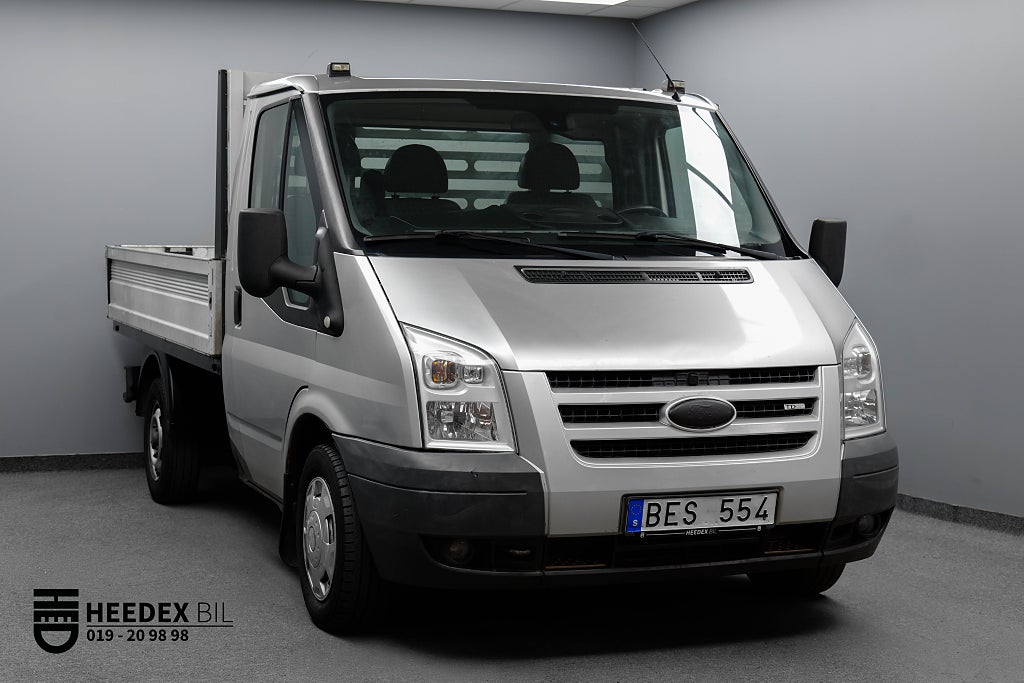 Ford transit T300 Chassi Cab 2.2 TDCi Flak 3-sits Värmare Drag MOMS