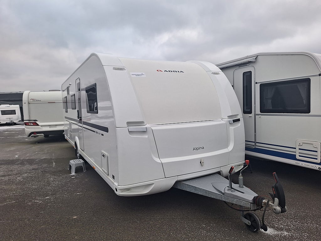 Adria Alpina 663 PT Barnkammare: 3 Bäddar