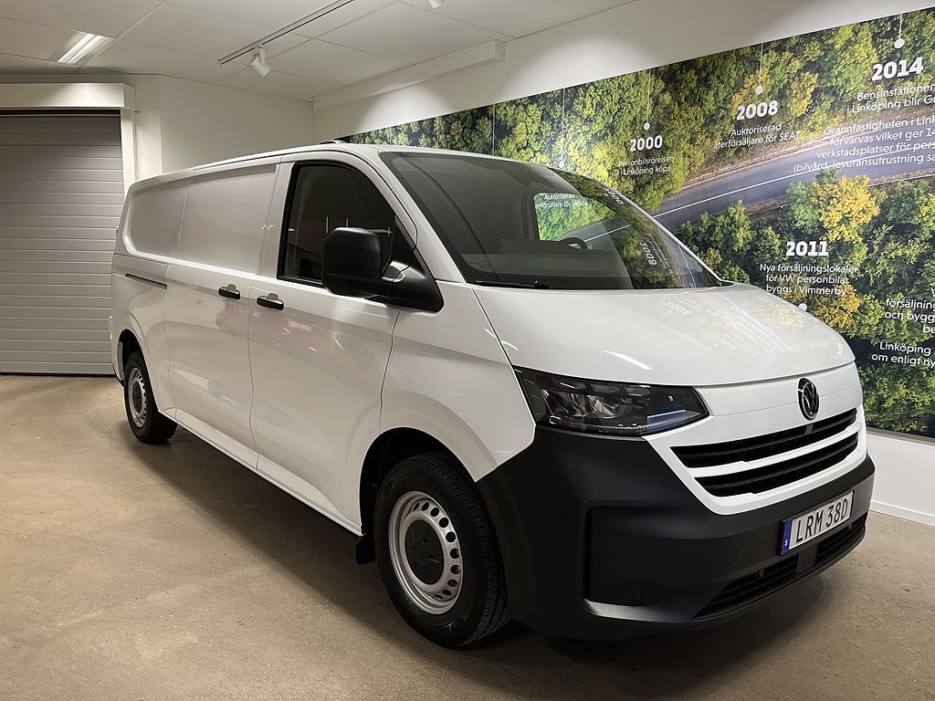 Volkswagen Transporter T7 SKÅP L2 TDI 110KW AUT.