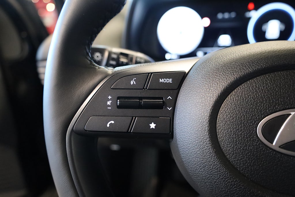 Hyundai i20 1.2 MPi Kamera Navi CarPlay Rattvärme Leasbar