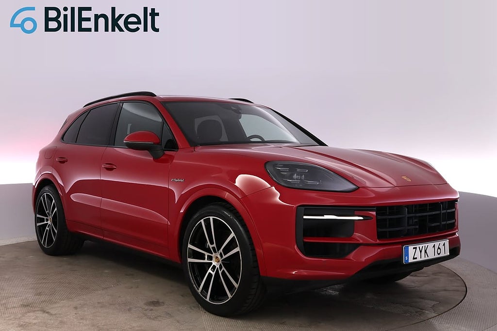Porsche Cayenne E-Hybrid Pano HUD Bose Luftfjädring Moms