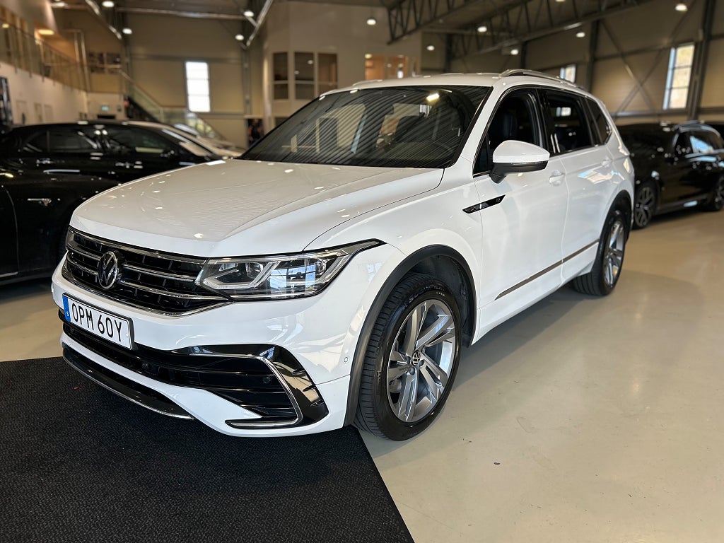 Volkswagen Tiguan Allspace 7-sätes 2.0 TDI SCR 4Motion R-Line / Dragkrok