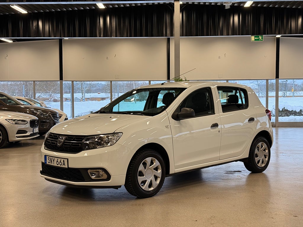 Dacia Sandero 0.9 TCe Euro 4 låga mil Farthållare Bluetooth