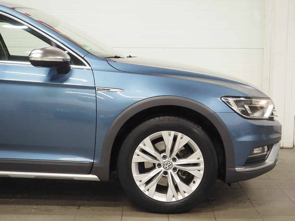 Volkswagen Passat Alltrack 2.0 TDI 4Motion Drag D-Värm Kamera 2017