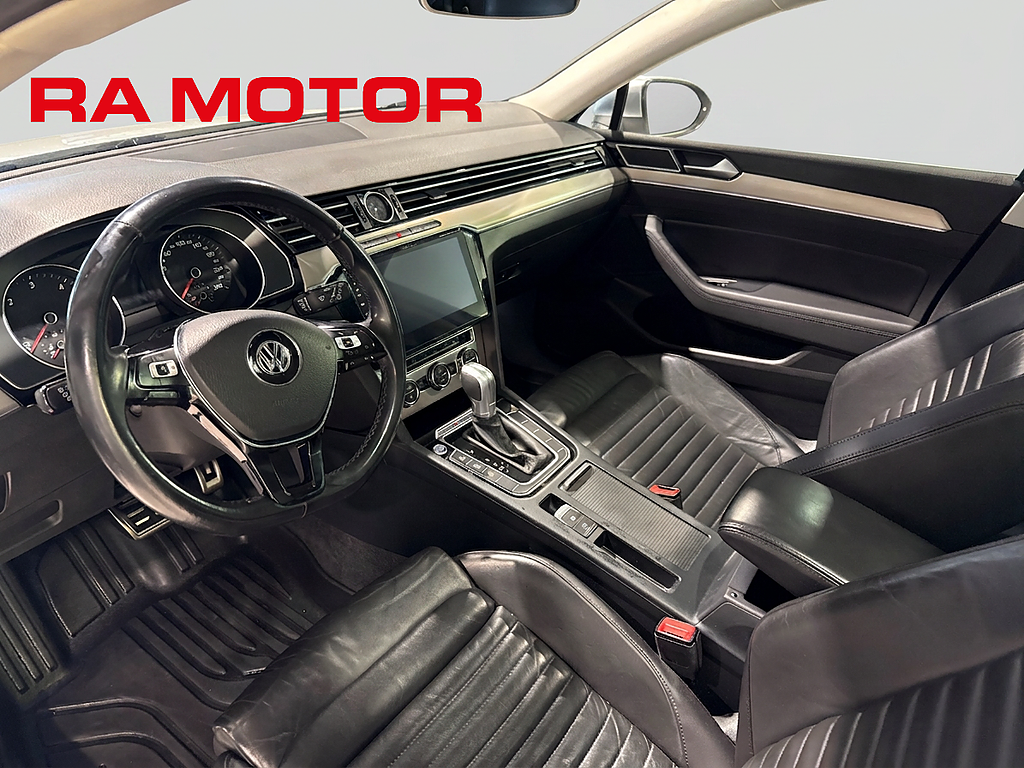 Volkswagen Passat SC 2.0 TDI 4Motion GT | Pano | Kamera | Drag | Värmare 2015
