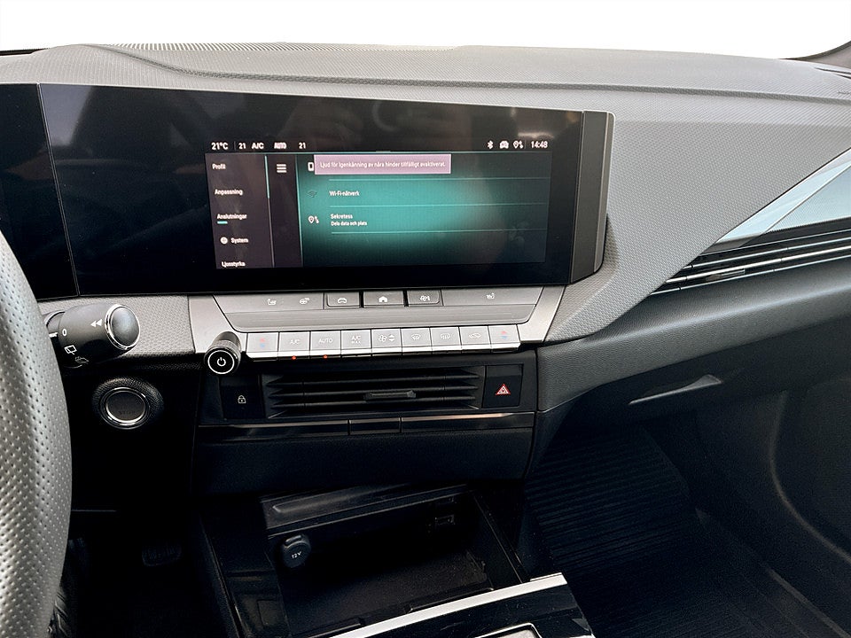 Bild på Opel Astra 5D GS 1.2 PT 130hk Aut B-KAMERA CARPLAY
