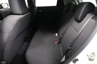 Halvkombi Suzuki Swift 18 av 20