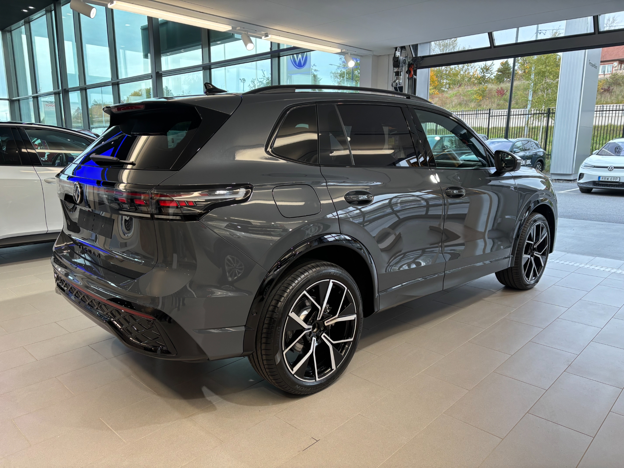 Volkswagen Tiguan eHybrid R-Line Edition 2026, bild 4/40