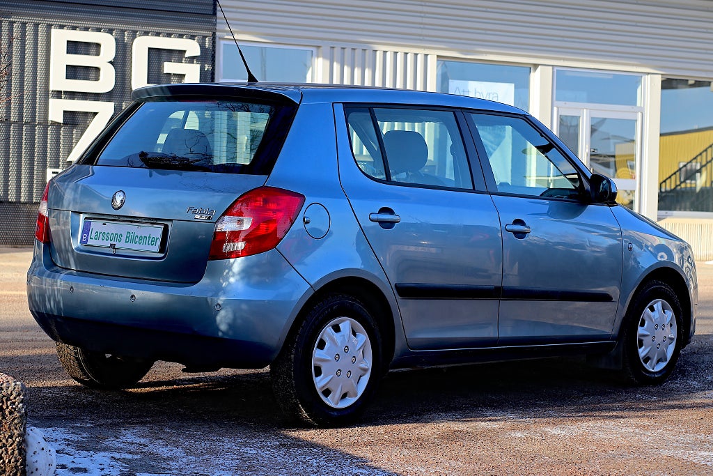 Skoda Fabia 1.4/ ENDAST 2-BRUKARE/ 15000mil/ Mkt. välskött 