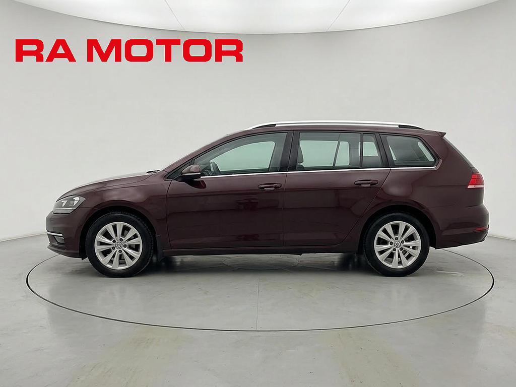 Volkswagen Golf SC 1.6 TDI 116hk | D-värm | Drag | Backkamera | 2017